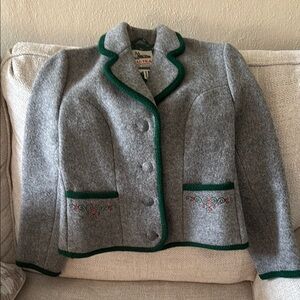 GU-TRA Gray and Green Wool Jacket